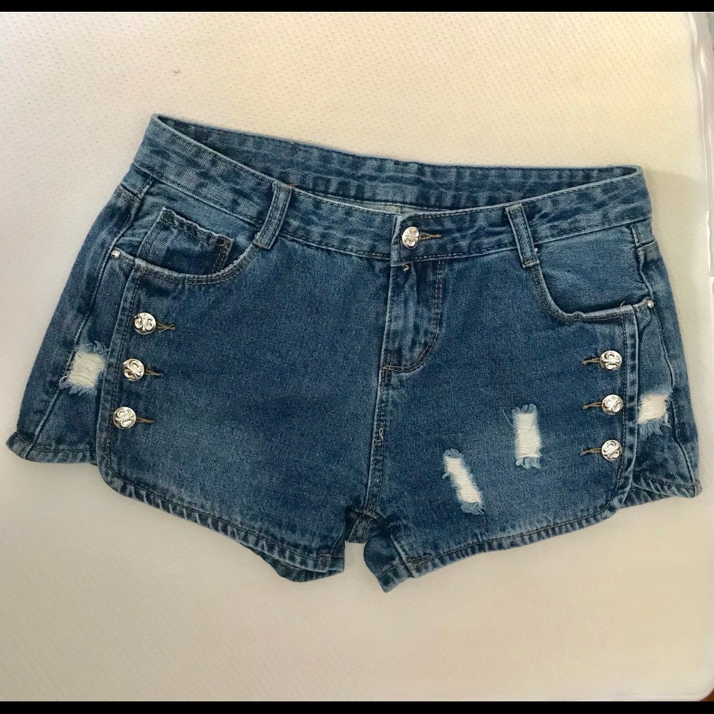 Cute jeans short